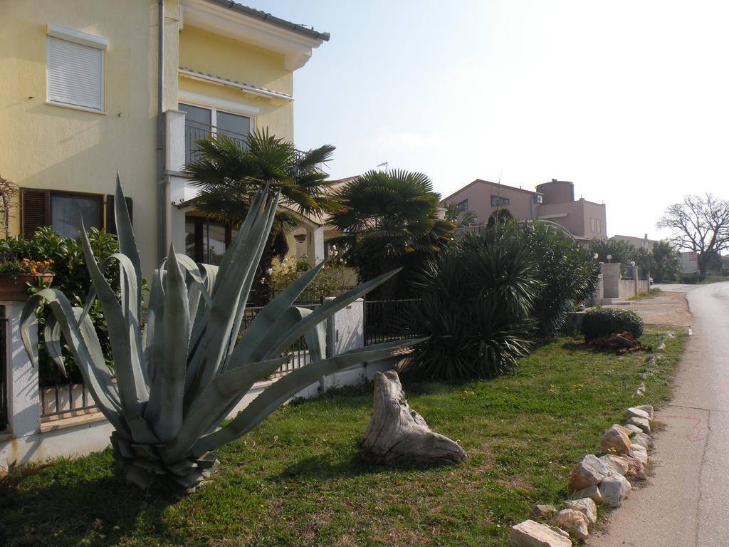 Sunset Apartment With A Private Yard At Medulin Riviera Phòng bức ảnh